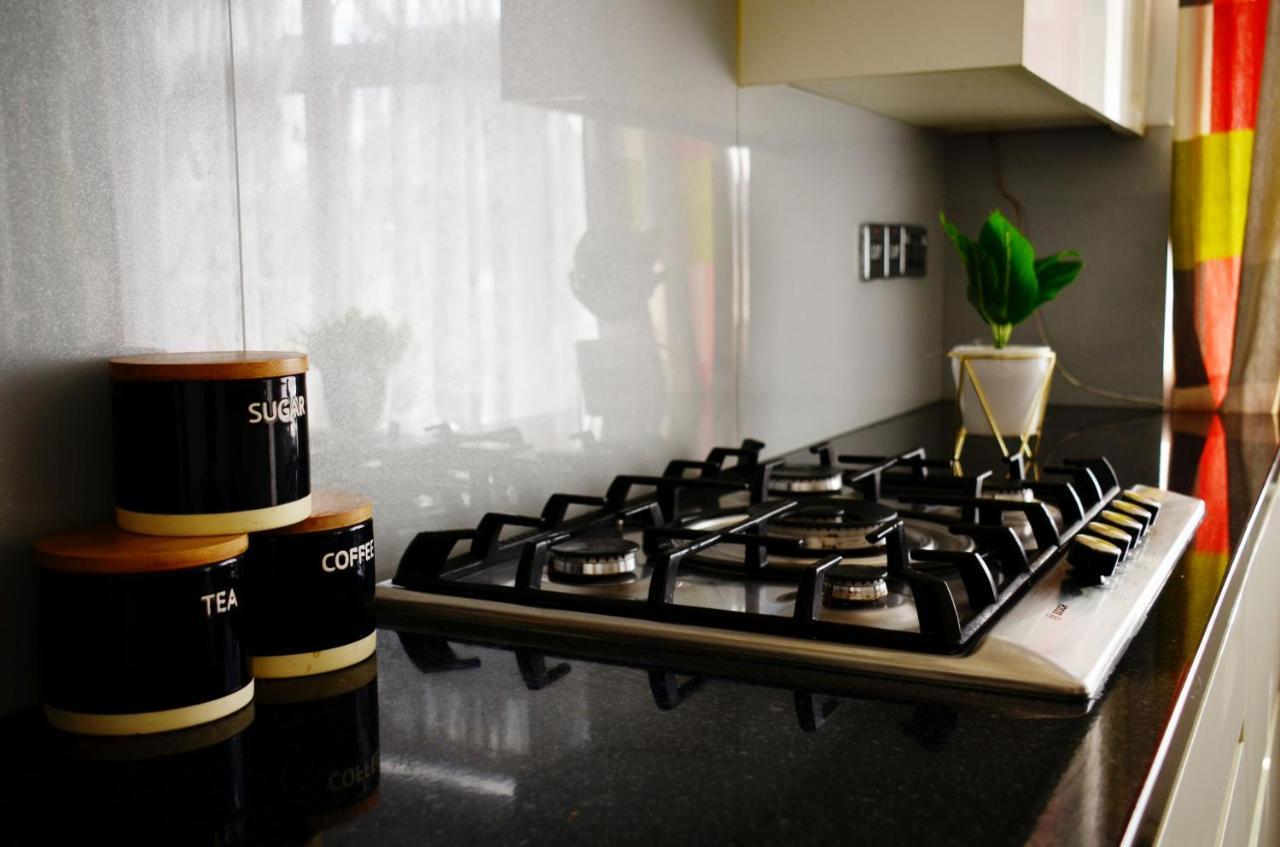 29Ew Dreams Unlimited Serviced Accommodation- Staines - Heathrow Stanwell Dış mekan fotoğraf