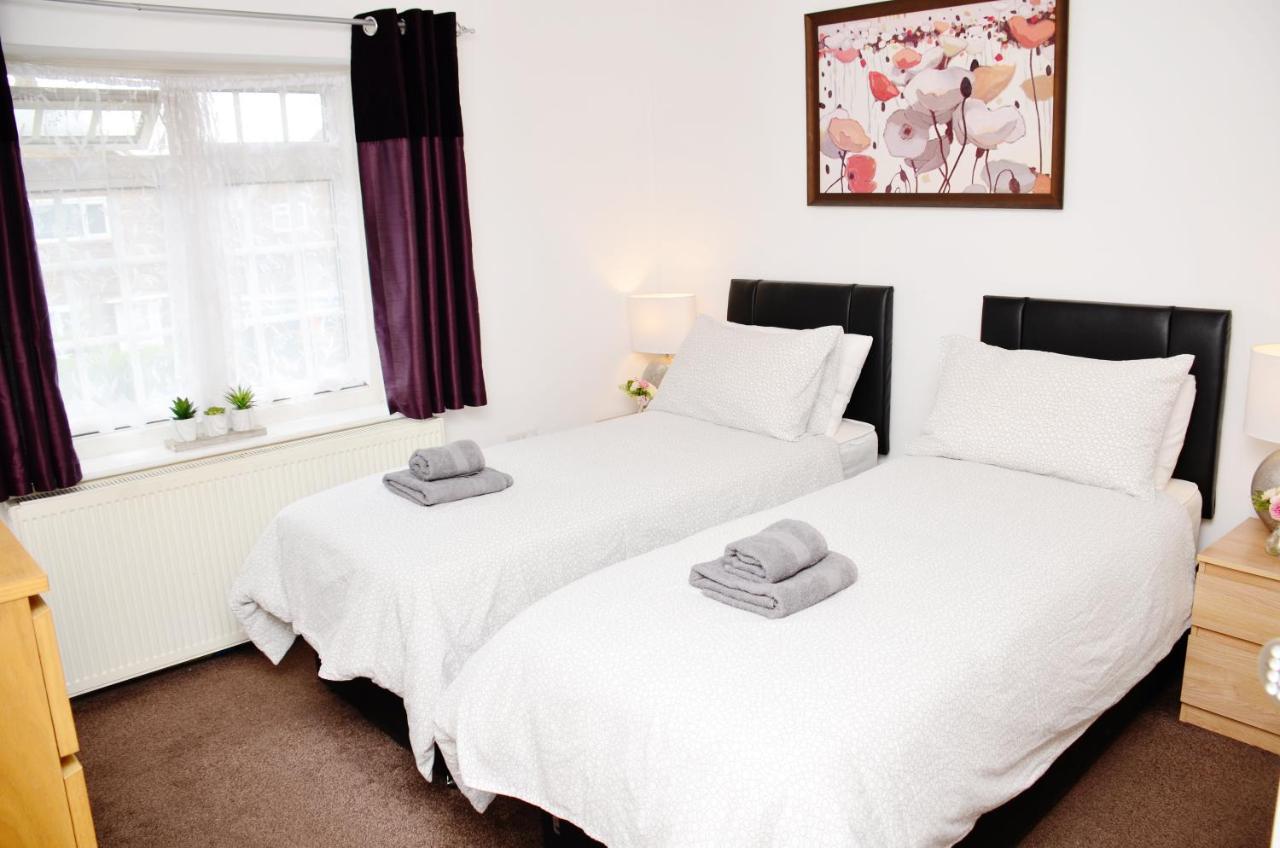 29Ew Dreams Unlimited Serviced Accommodation- Staines - Heathrow Stanwell Dış mekan fotoğraf
