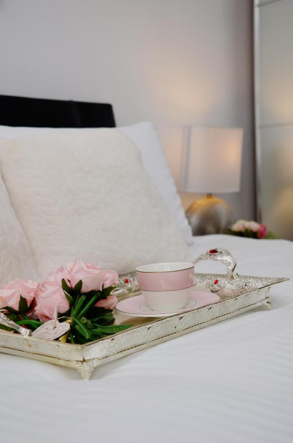 29Ew Dreams Unlimited Serviced Accommodation- Staines - Heathrow Stanwell Dış mekan fotoğraf