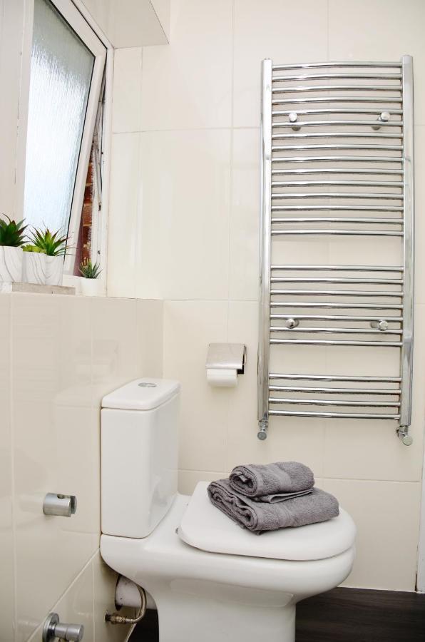 29Ew Dreams Unlimited Serviced Accommodation- Staines - Heathrow Stanwell Dış mekan fotoğraf