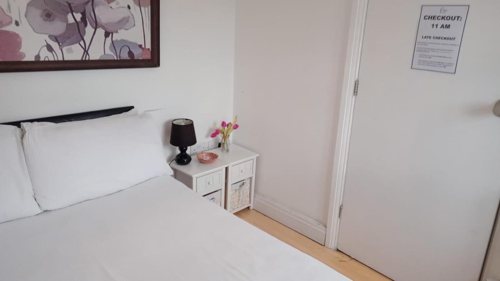 29Ew Dreams Unlimited Serviced Accommodation- Staines - Heathrow Stanwell Dış mekan fotoğraf